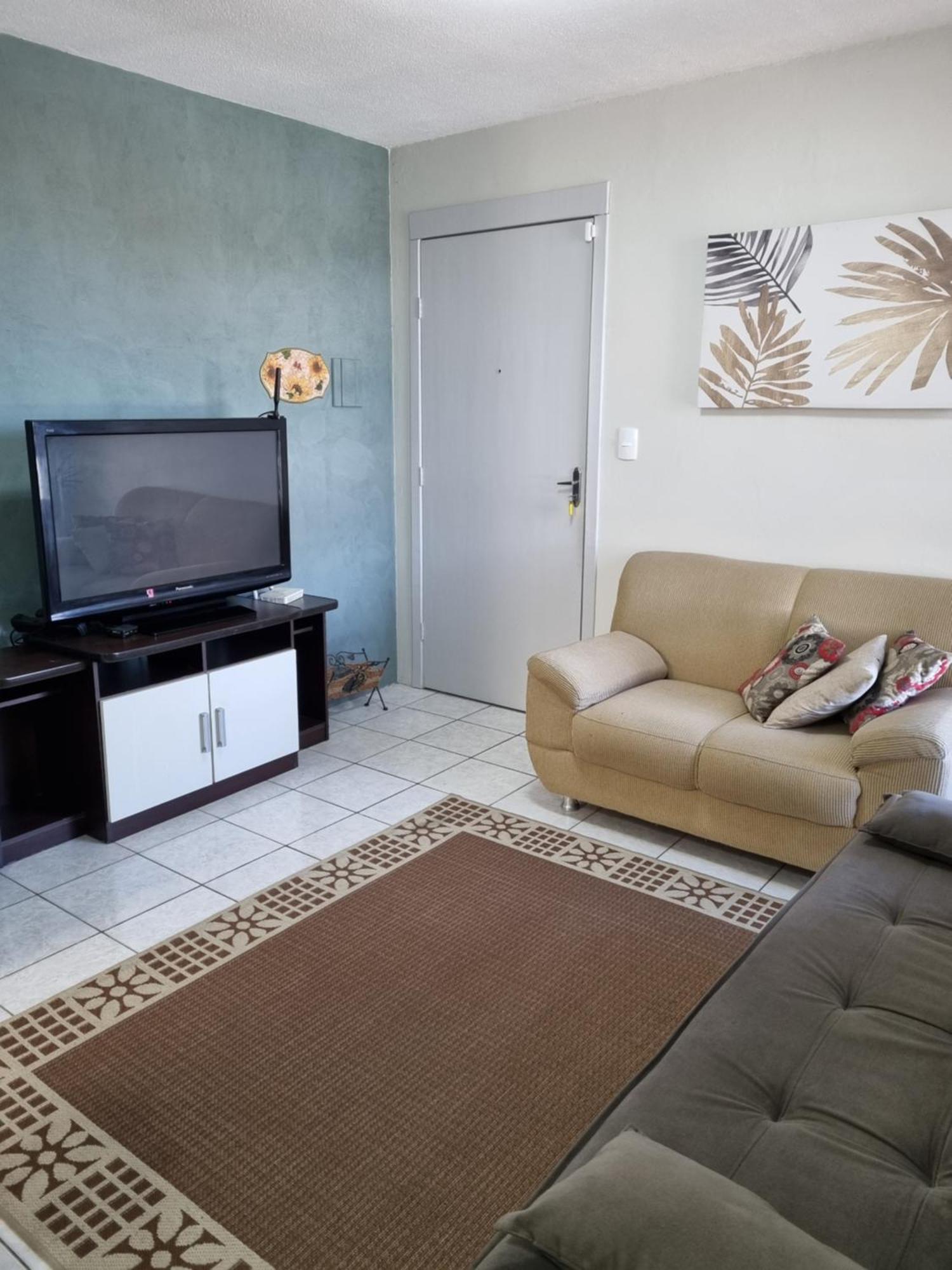 Apto 2 quartos, cond fechado, com vaga, quarto andar Pelotas Exterior foto